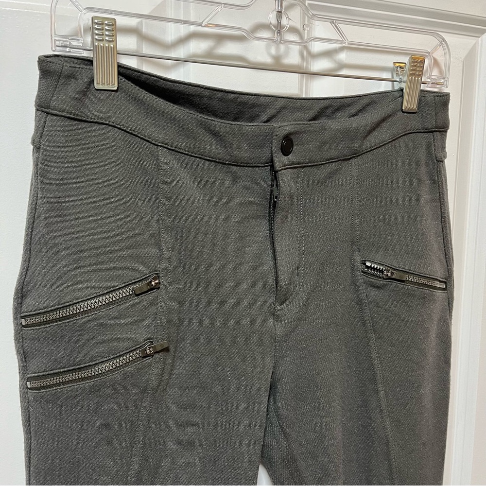 SALE Athleta Olive Green Ponte Moto Pants Zipper Pockets Skinny Stretch Size 6